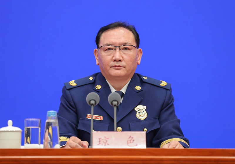 精品操屄屄应急部党组成员、消防救援局局长琼色出席新闻发布会